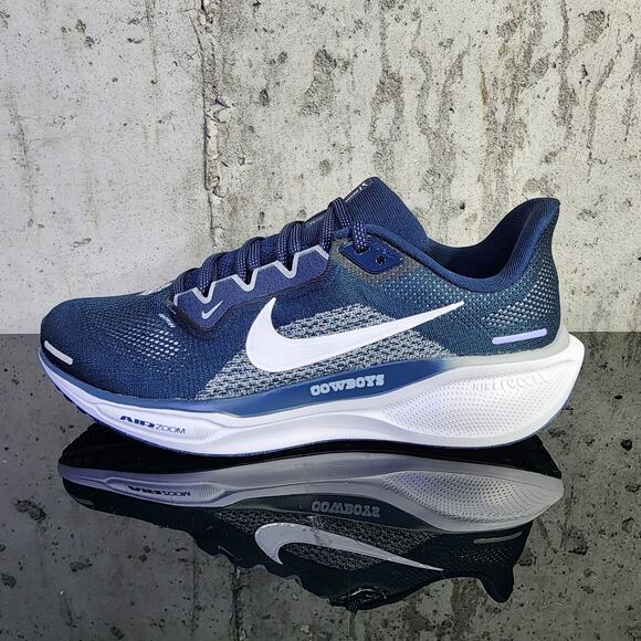 MSRP $145 Nike NFL x Air Zoom Pegasus 41 Dallas Cowboys - Size 8 - Picture 1 of 5